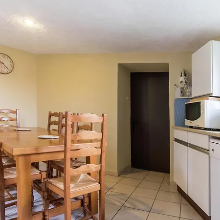 Normandy Countryside * Montaigu-les-Bois