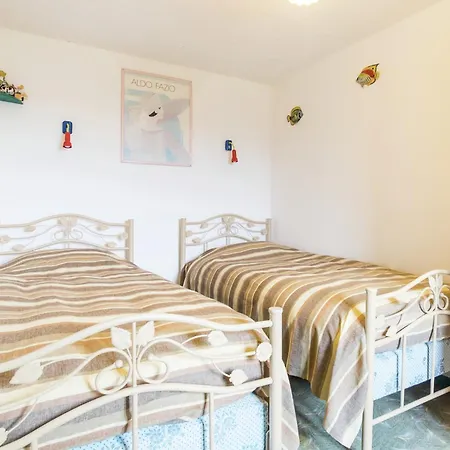 Normandy Countryside Montaigu-les-Bois